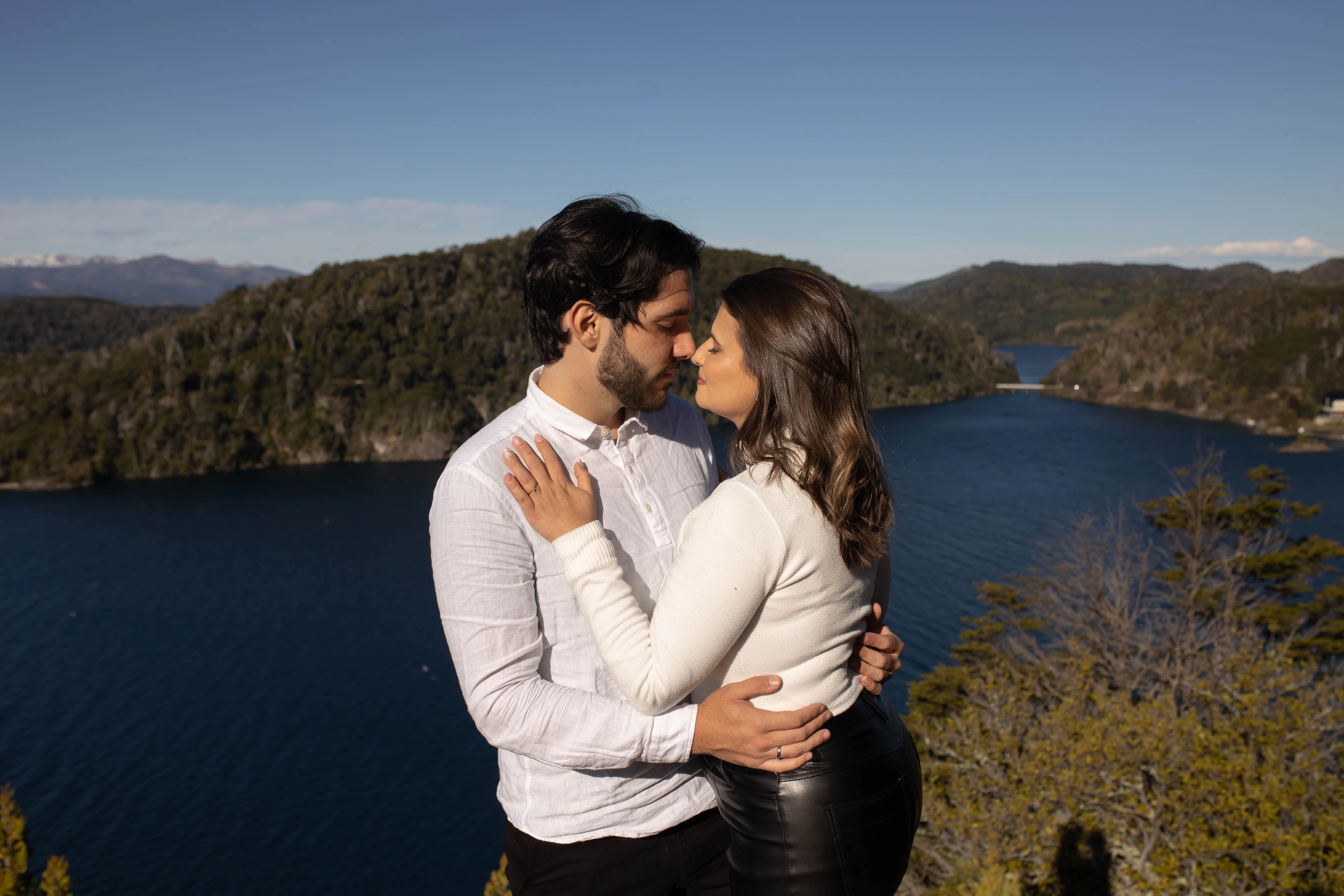 Aline e Tiago em um retrato juntos